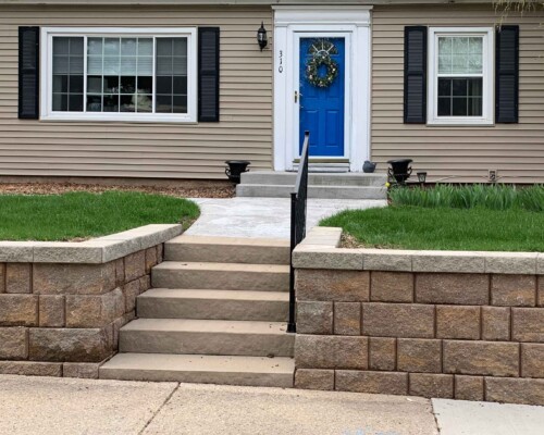Retaining-Wall-and-Stone-Steps